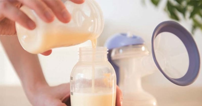 chọn bình sữa cho trẻ sơ sinh