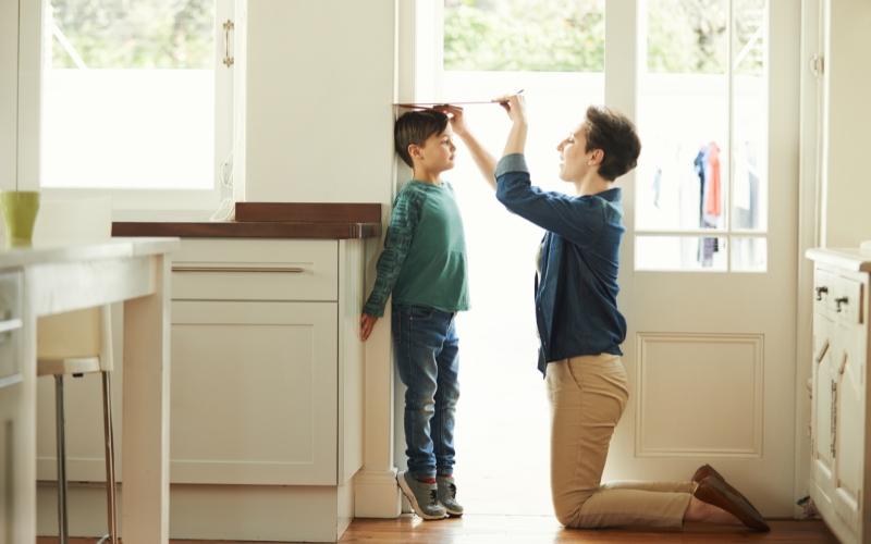 Mẹo điều chỉnh calo khi bé 4 tuổi phát triển