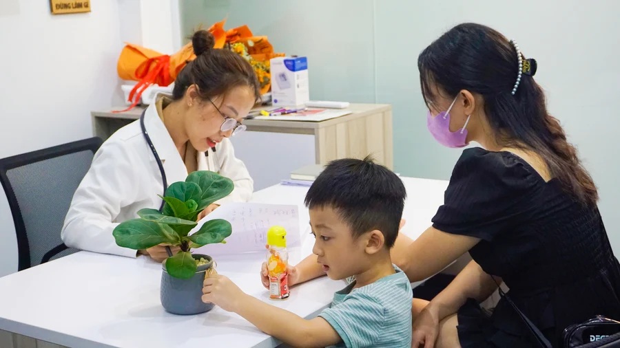 tư vấn dinh dưỡng cho bé